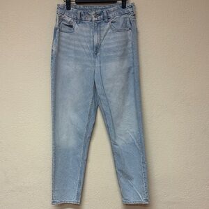American Eagle Light Blue Women's straight leg Jeans size 6